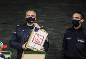 Komendant Wojewódzki Policji w Krakowie w ramach Szlachetnej paczki