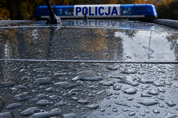 Policja w Miechowie apeluje o ostrożność na drogach jesienią